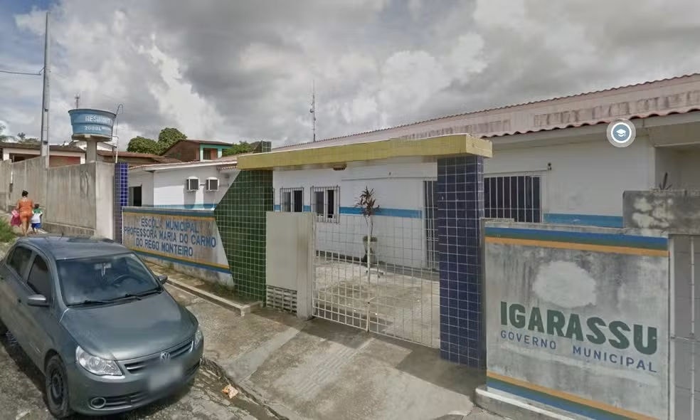 Escola Municipal Maria do Carmo do Rego Monteiro, em Igarassu — Foto: Reprodução/Google Street View