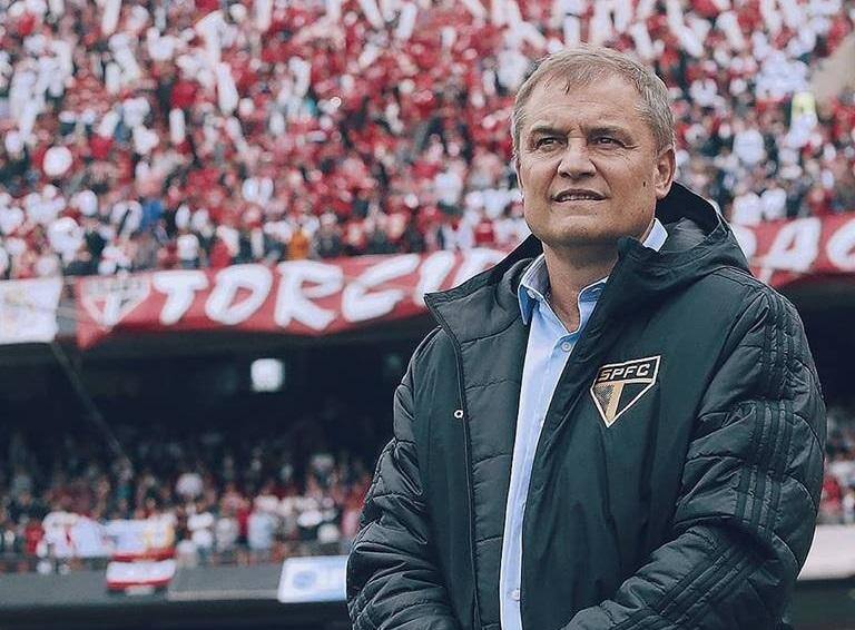Diego Aguirre completou 53 anos de idade nesta quinta-feira (13)