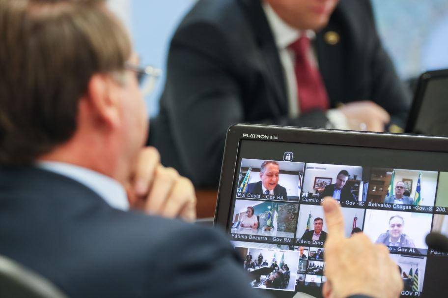 O presidente Jair Bolsonaro fez videoconferência com governadores do Norte e Nordeste