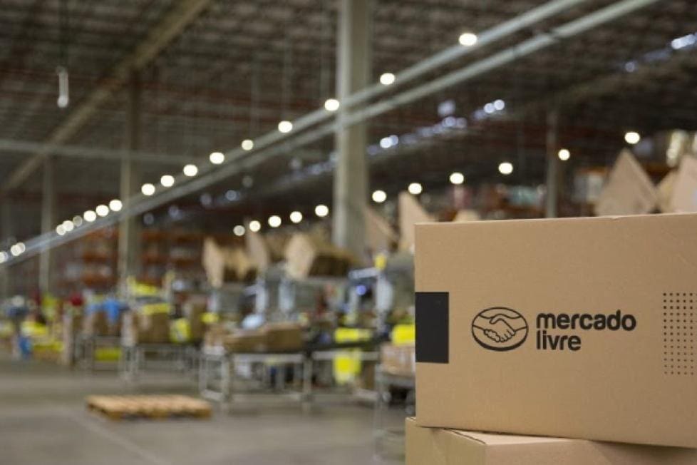 ‘Trabalhe meio período no Mercado Livre’: mensagem é golpe, mas empresa tem vagas