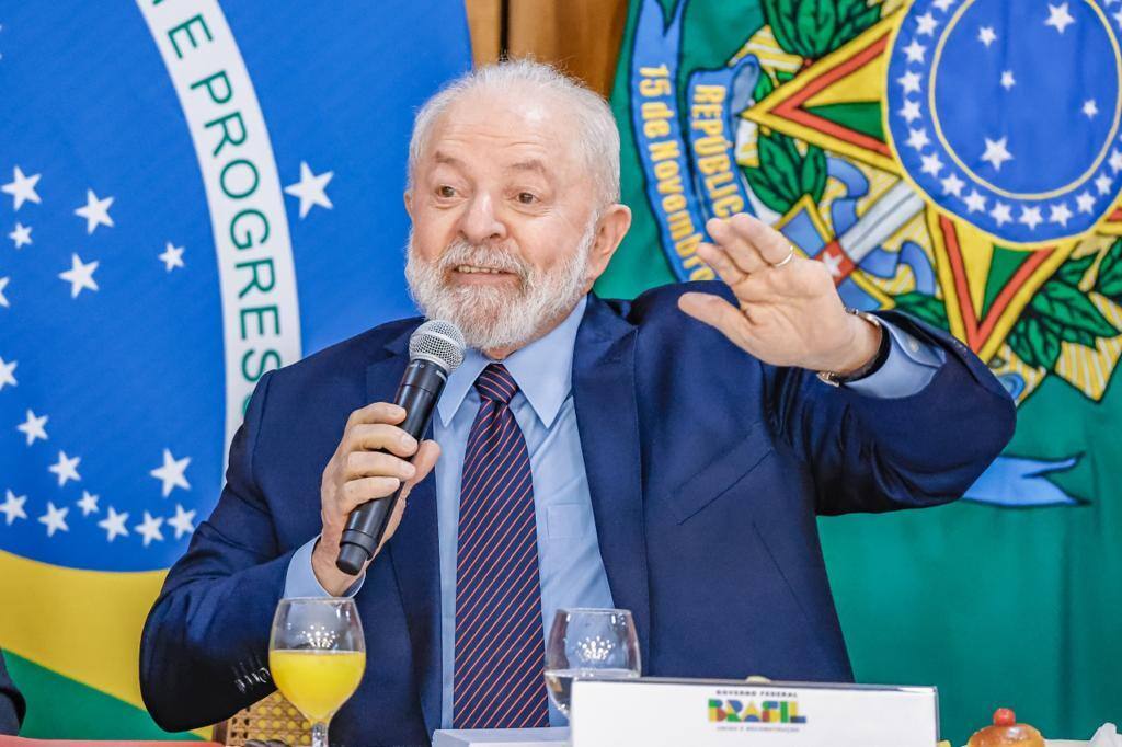 Na imagem, o presidente da República, Luiz Inácio Lula da Silva (PT), durante café da manhã com jornalistas no Palácio do Planalto, em Brasília
