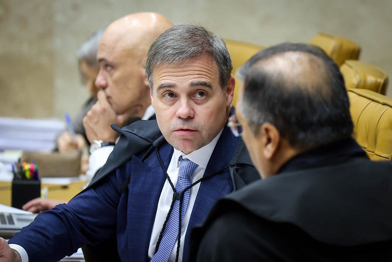 Para o ministro André Mendonça, a competência de alterar ou não a Lei Antidrogas é do Congresso Nacional, e não do STF