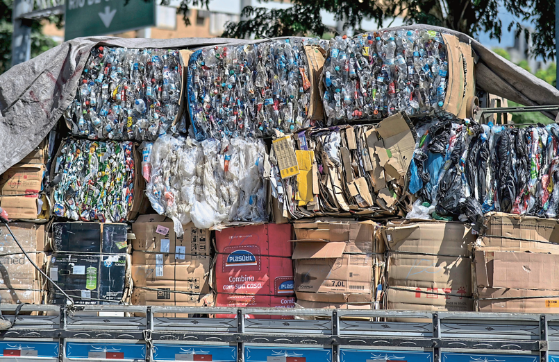 Somente 90 dos 487 bairros de BH contam com coleta seletiva porta a porta