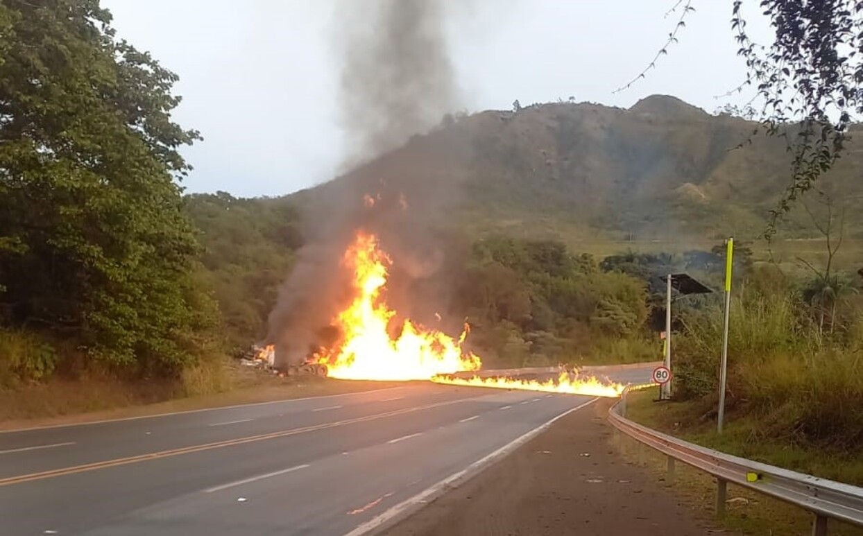 Acidente foi na altura de Congonhas