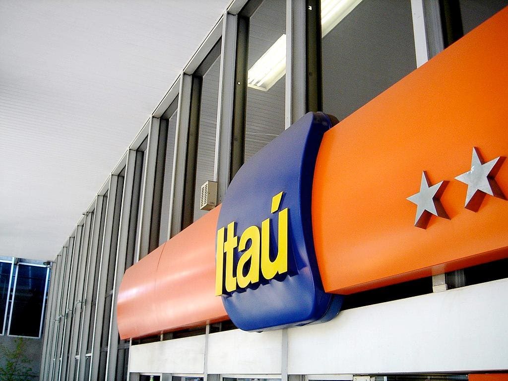 Lucro do Itaú foi 16% maior em 2024