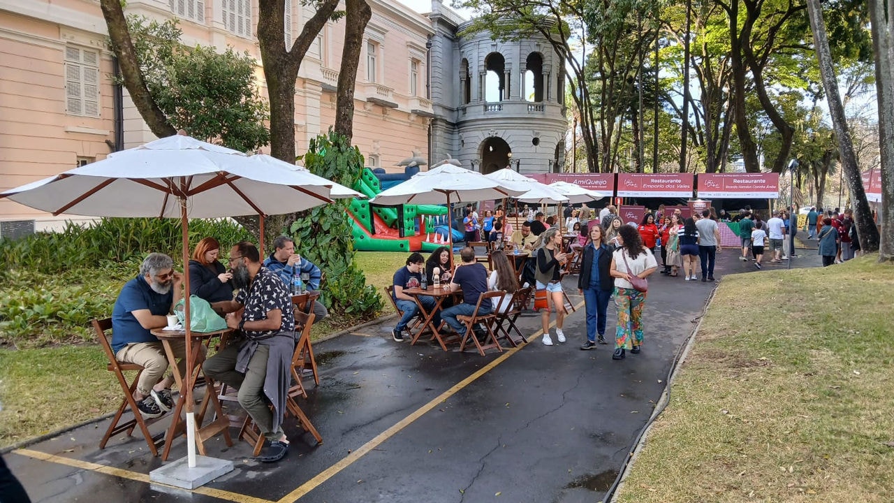 A chuva não espantou os visitantes do festival Uai Wine
