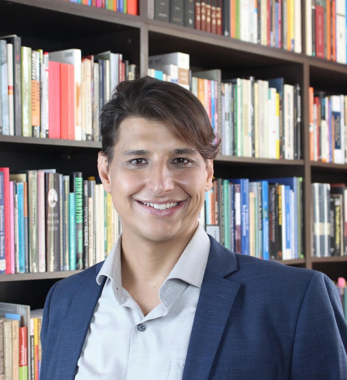 Gustavo Rodrigues Rocha é filósofo e historiador das ciências