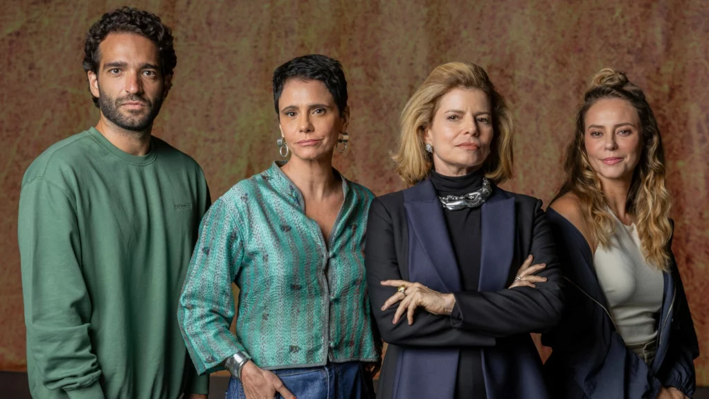 Odete (Débora Bloch) e sua família em Vale Tudo