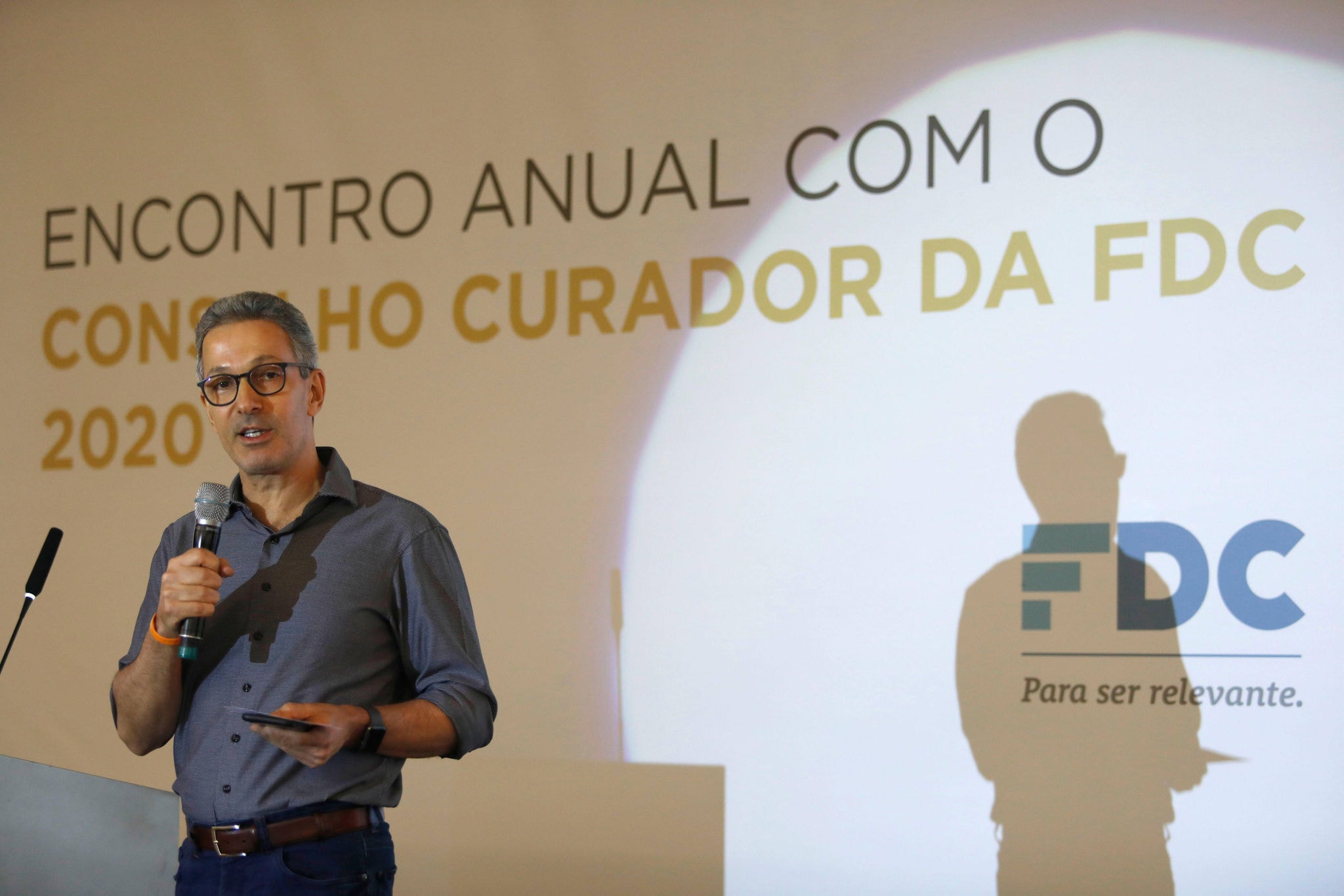 Em seu discurso no Encontro Anual do Conselho Curador da Fundação Dom Cabral, o Governador Romeu Zema (Novo) teceu elogios ao governo de Bolsonaro