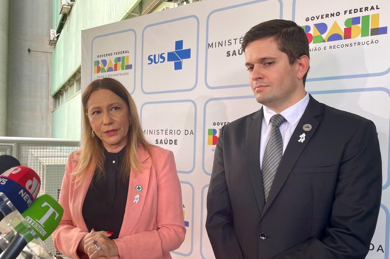 Ethel Maciel e Eder Gatti são responsáveis pelas áreas de Vigilância e Saúde e de Imunizações, respectivamente, do Ministério da Saúde