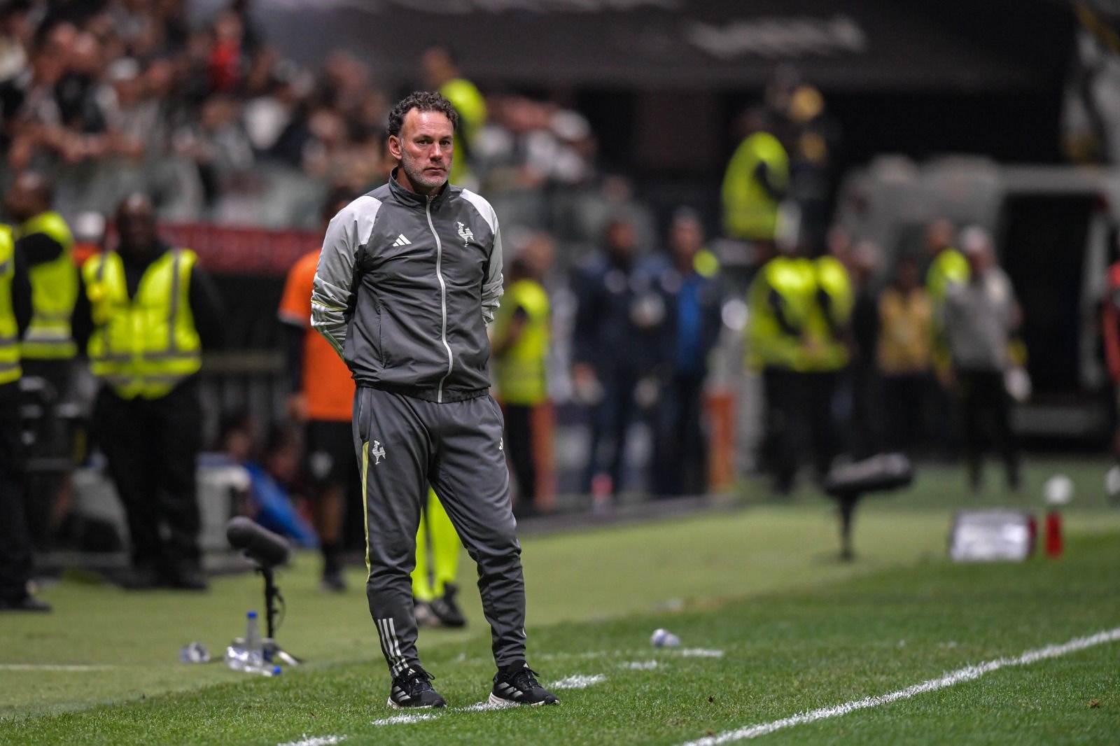 O técnico do Atlético, Gabriel Milito, lamentou o desempenho ruim da equipe como mandante no Campeonato Brasileiro