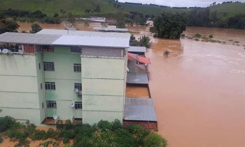 Rio Pomba ficou debaixo de água