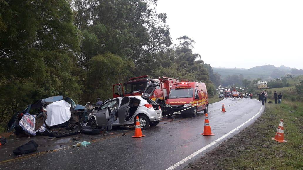 Sete pessoas morrem em acidente na BR-267, em Cambuquira