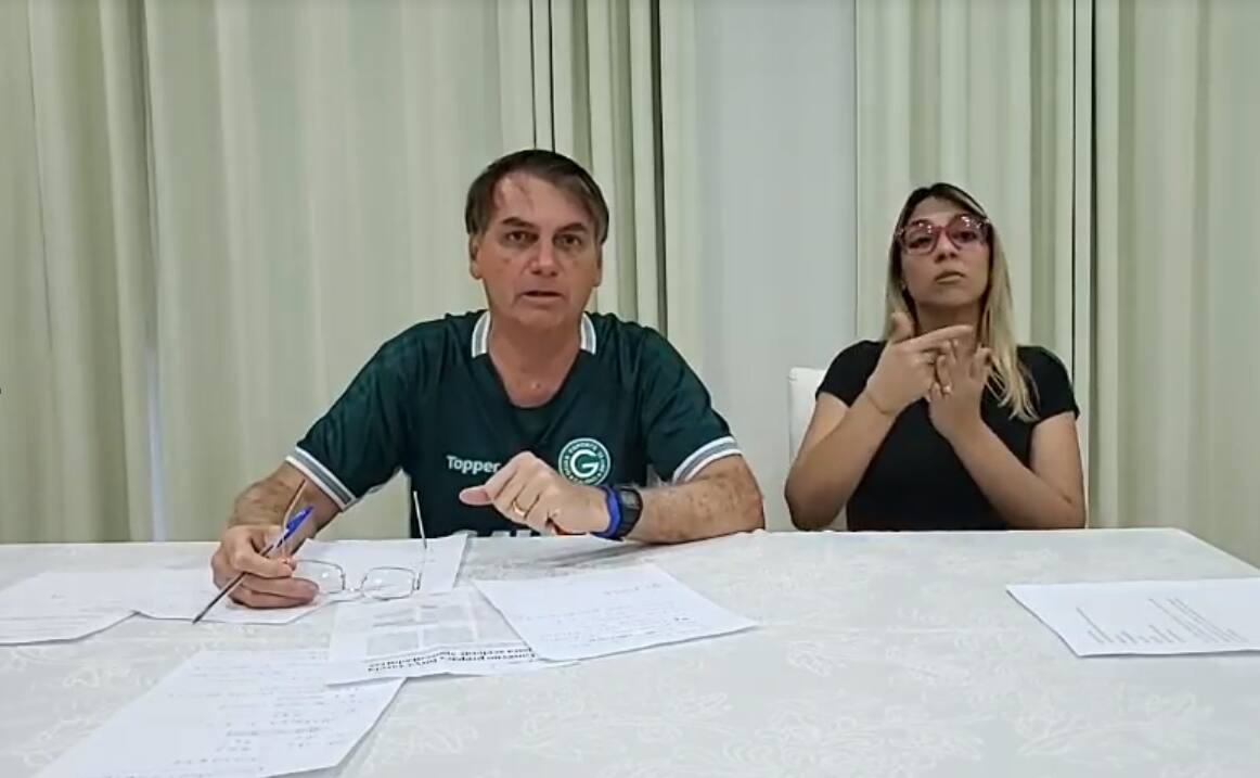 Facebook/reprodução