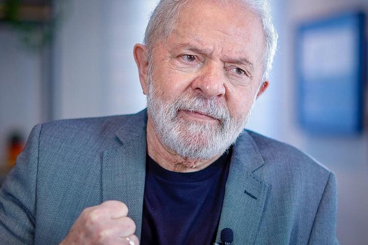 O ex-presidente Lula em entrevista à Rádio Clube de Pernambuco