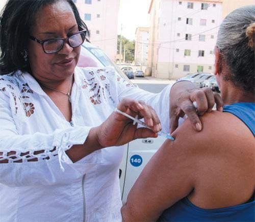 PBH recomenda vacina contra sarampo para profissionais no Carnaval