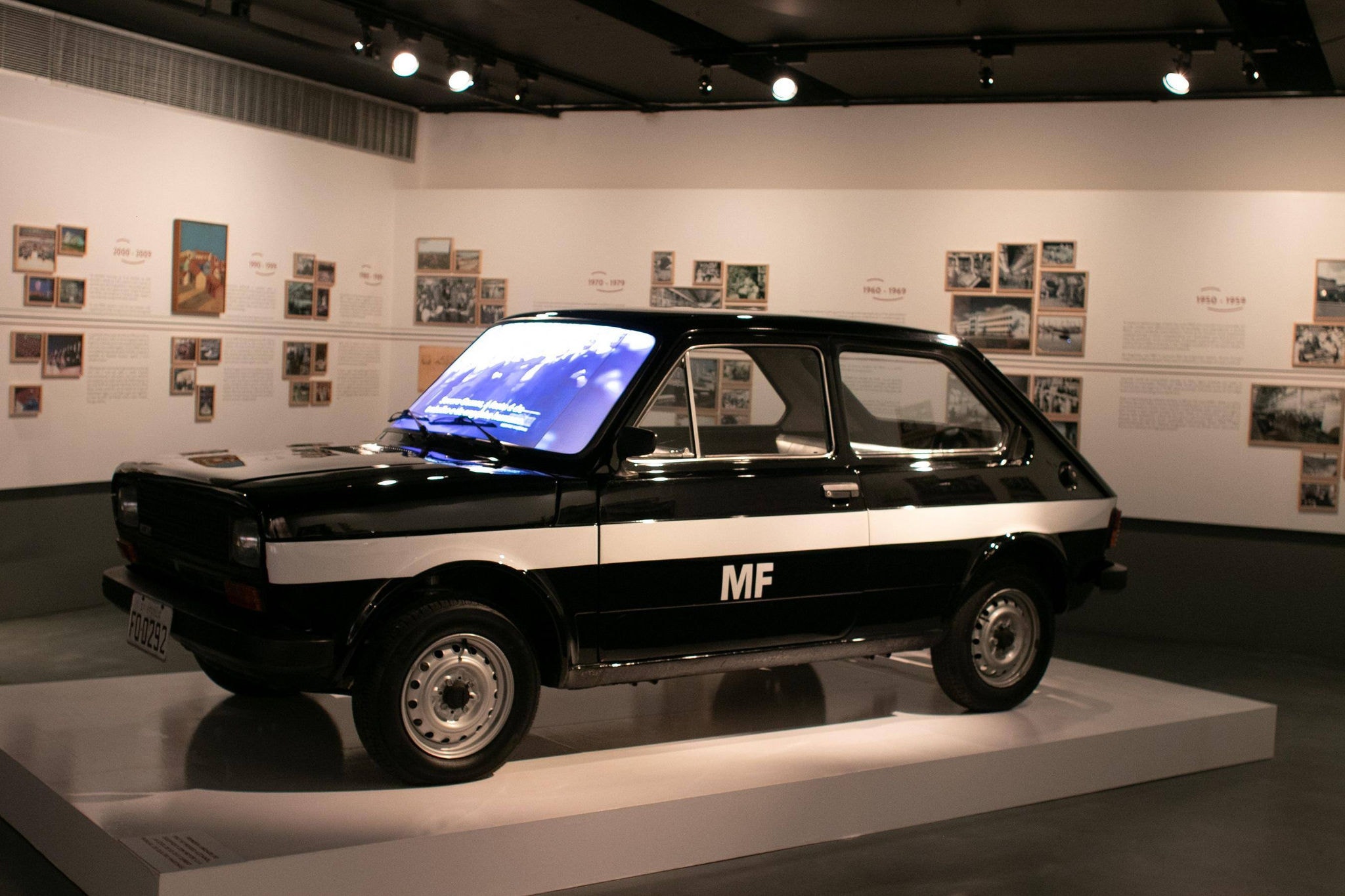 Exposição Percorsi Italiani na Casa Fiat de Cultura - Studio Cerri2jpg