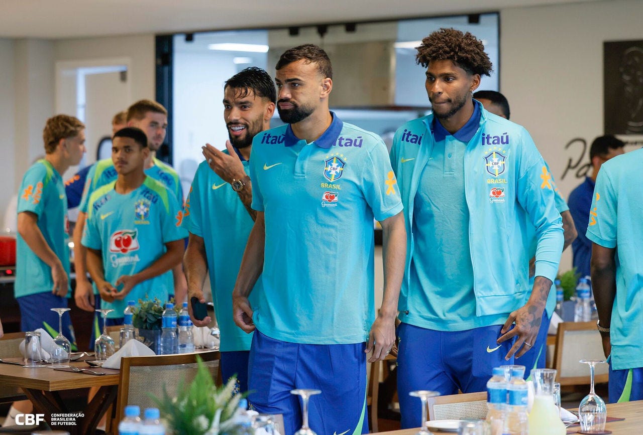 Seleção brasileira vai realizar primeiro treino na tarde desta segunda-feira (01/09)