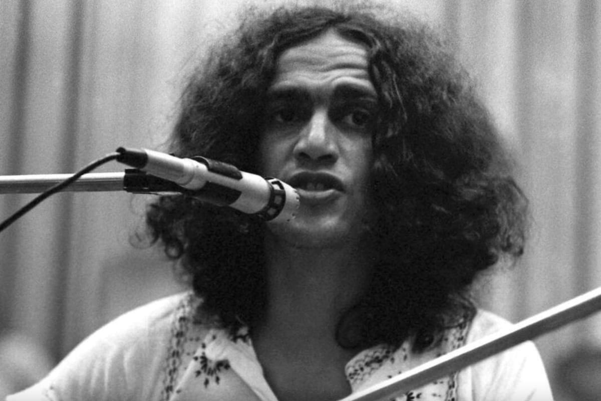 Um dos maiores clássicos da música brasileira, o disco 'Transa', do cantor e compositor Caetano Veloso, está completando 50 anos em 2022