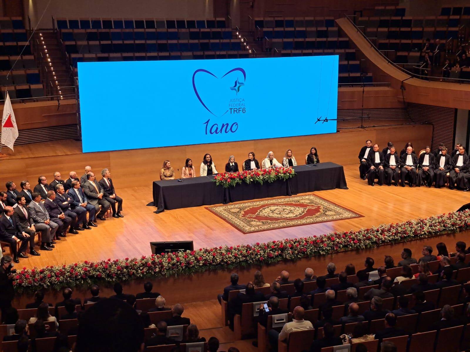 Tribunal ainda celebra acordo com TJMG, TRE, TMJ e TRT para cooperação judicial e administrativa entre as diferentes instâncias do Judiciário em Minas