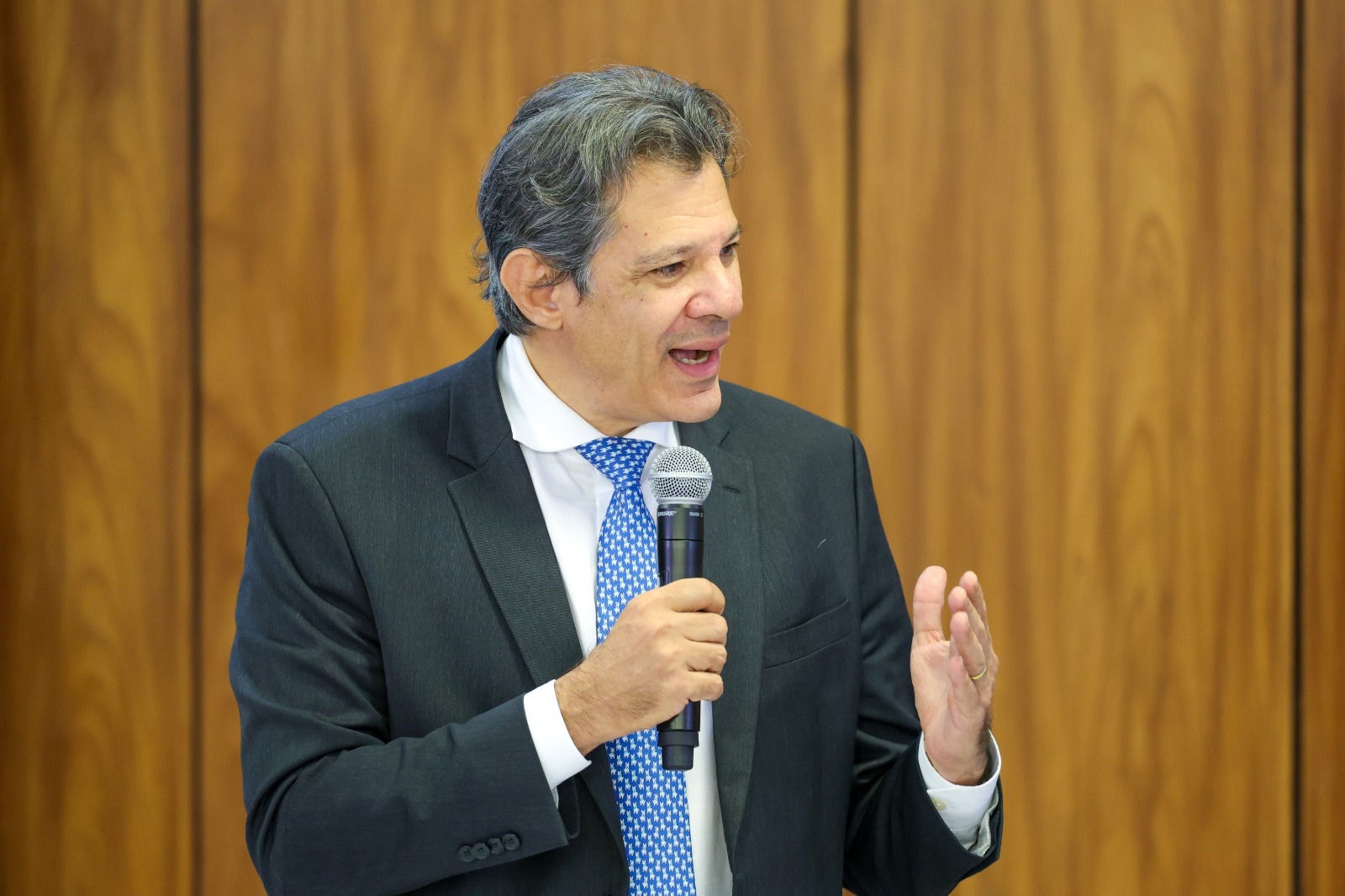 Nesta terça-feira, relatório da IFI fez alerta sobre a dívida em relação ao PIB