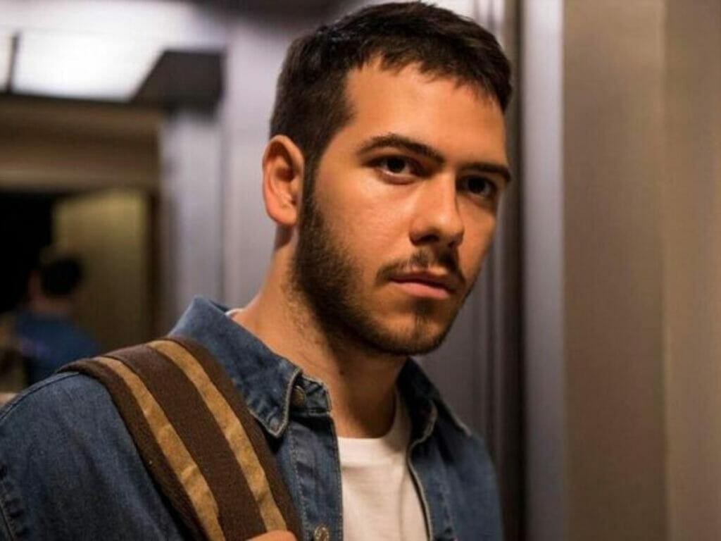 Filho de Murilo Benício posa sem camisa e anima fãs: “Sextou”