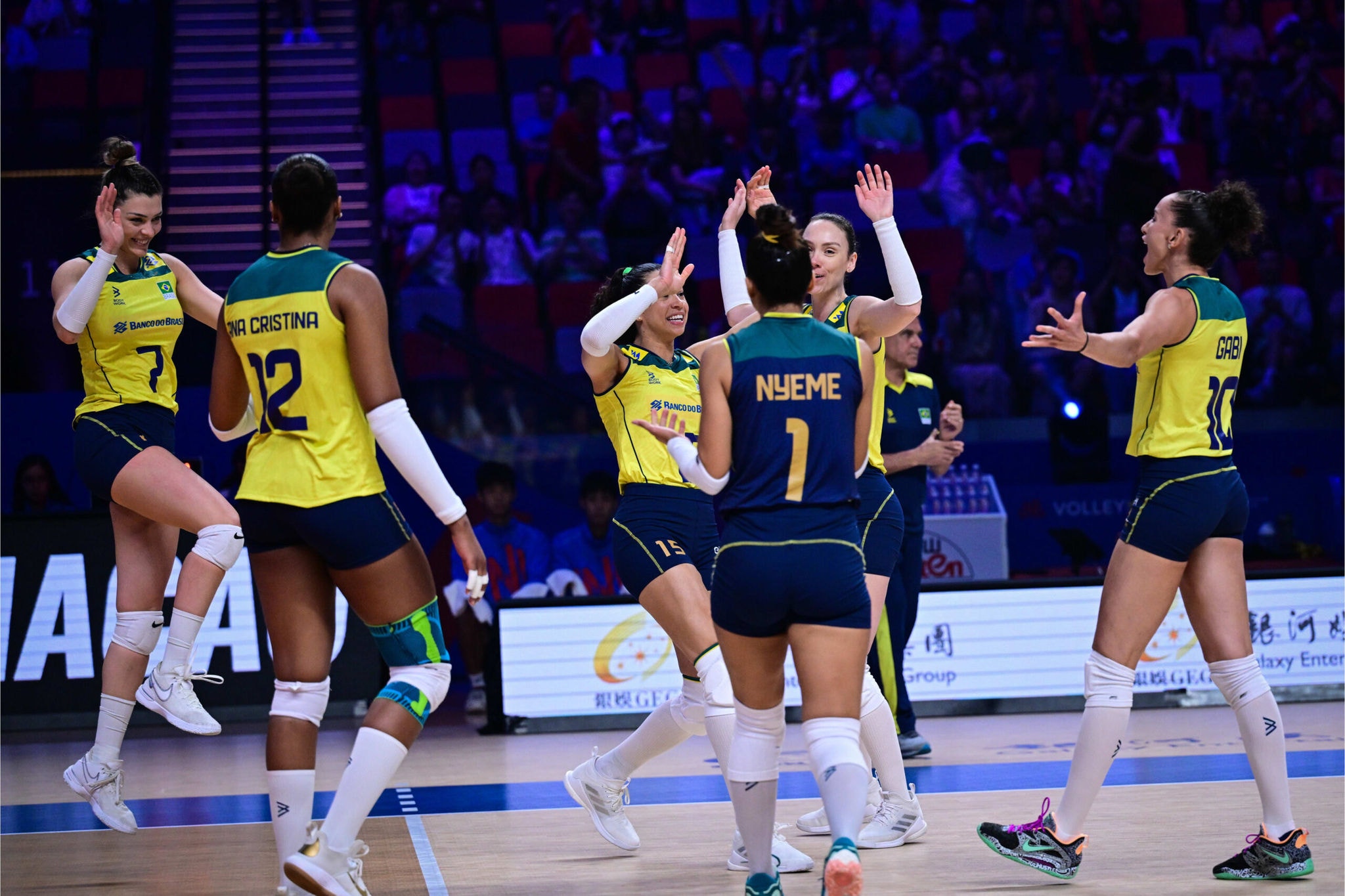 Seleção brasileira vai competir no Mundial nos dois nipes.