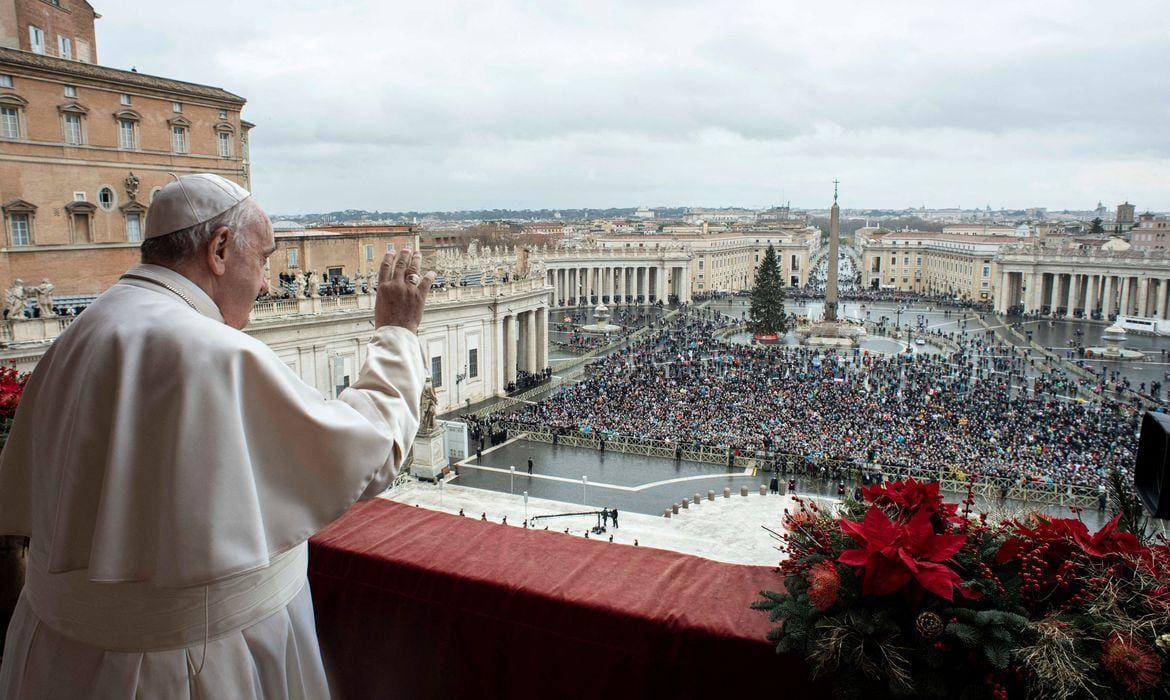 Papa Francisco clama por fraternidade em mensagem de Natal
