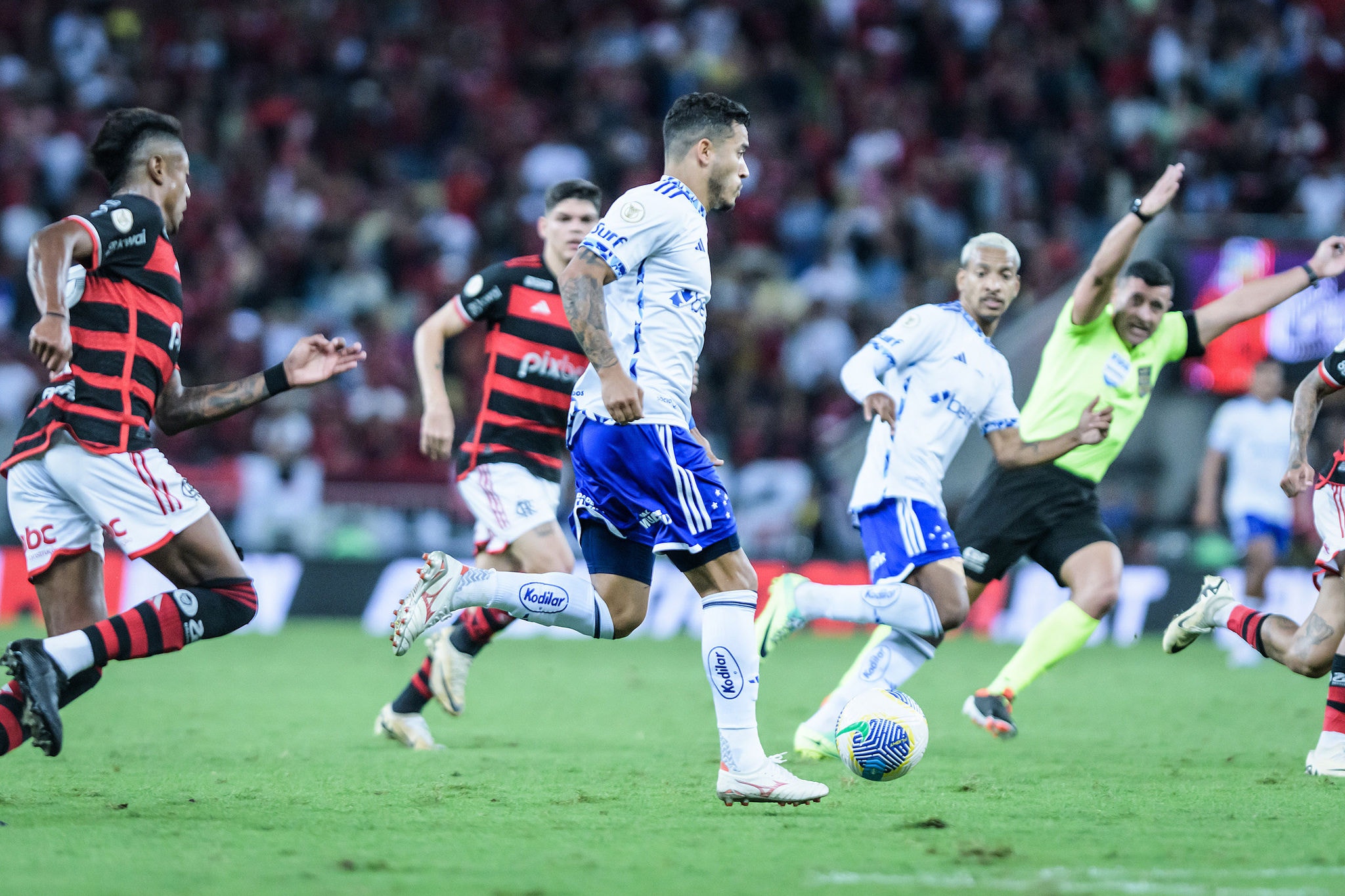 Flamengo e Cruzeiro se enfrentaram neste domingo (30 de junho), no Maracanã