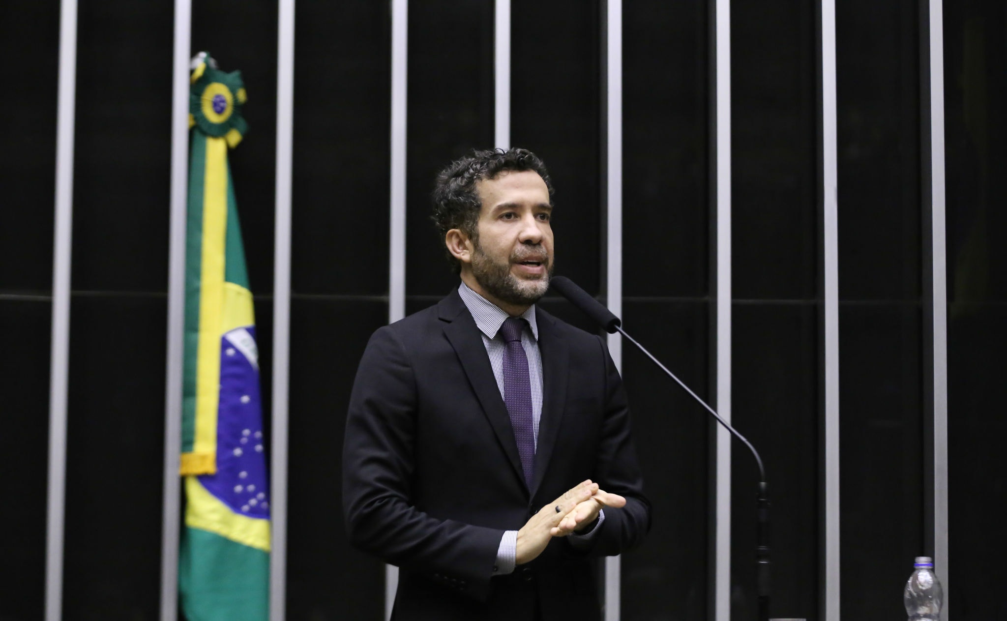 Relator da representação, deputado Fausto Júnior (União Brasil-AM), pediu suspensão do mandato de André Janones (Avante-MG) por três meses