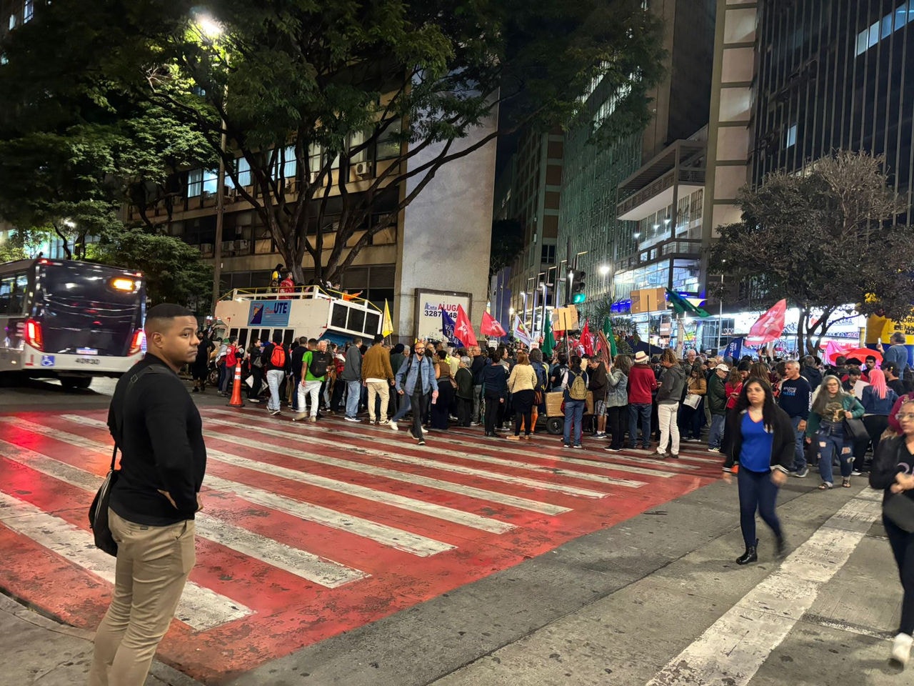 Manifestação na Praça Sete, no Centro de BH 