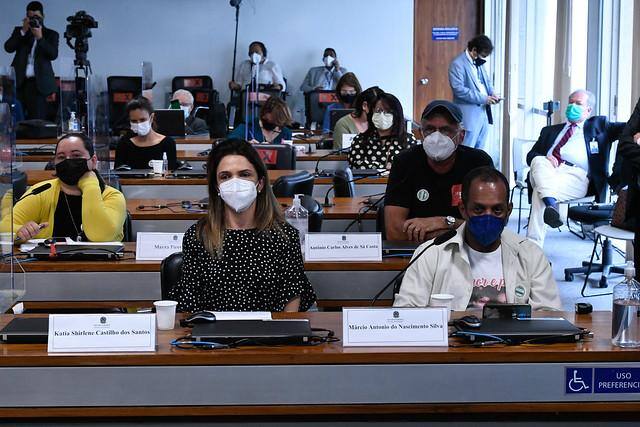 Familiares de vítimas da Covid-19 depõem à CPI da Pandemia no Senado
