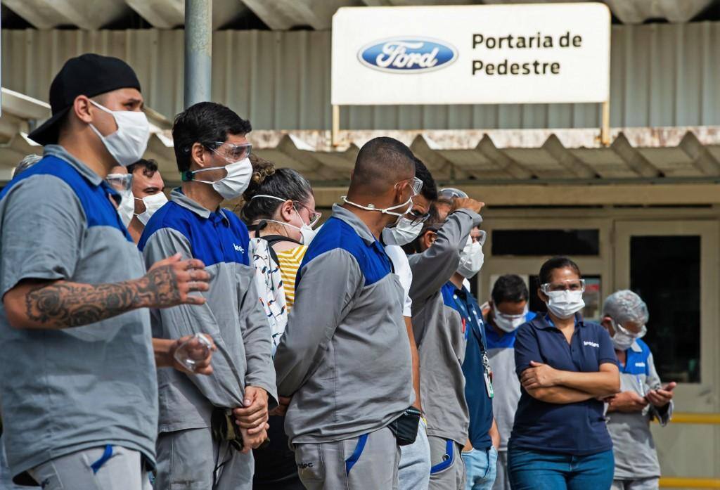 Trabalhadores protestaram contra a saída da Ford do Brasil