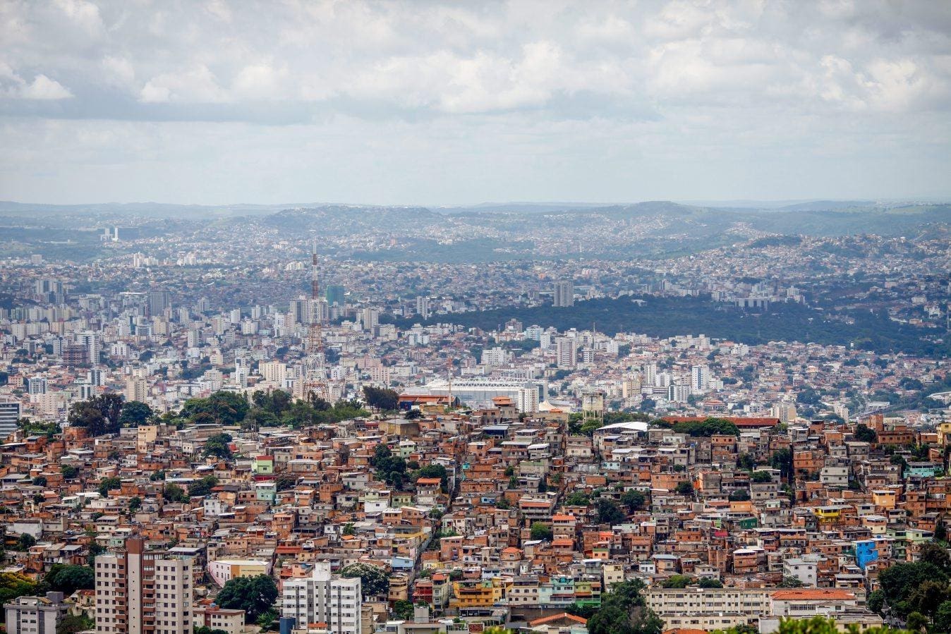5 das 10 favelas com maior população em Minas Gerais estão na capital