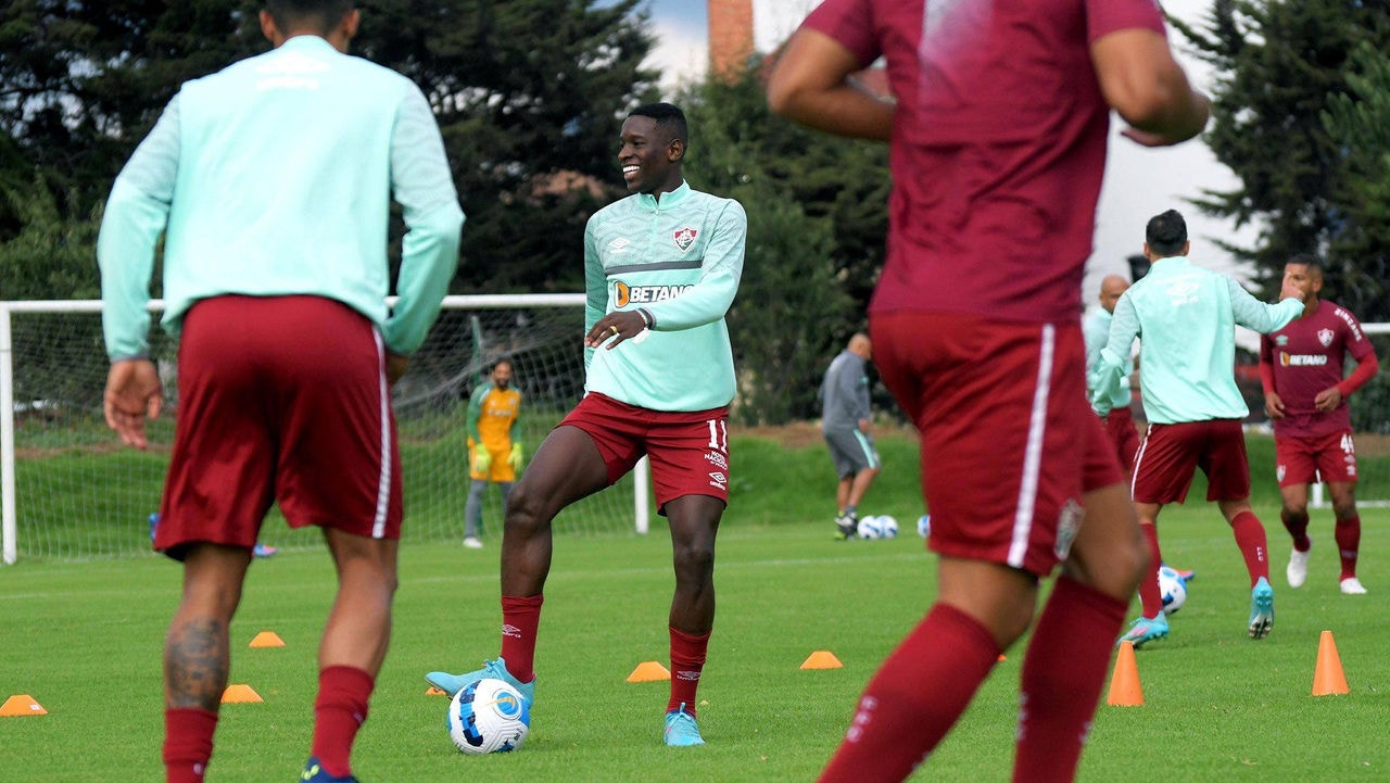 Fluminense treina em Bogotá