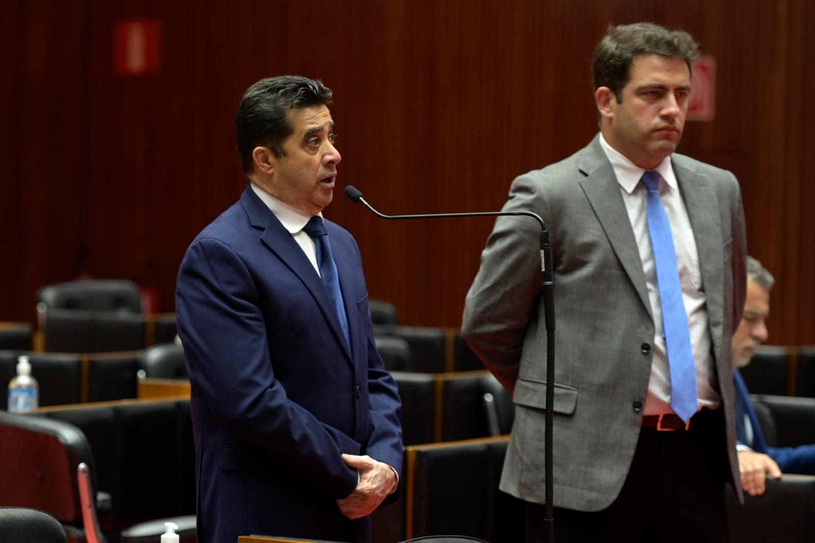 O presidente da Comissão de Segurança Pública, Sargento Rodrigues (PL), e o deputado Caporezzo (PL) trocaram acusações contra o comandante geral da PMMG, Rodrigo Piassi, em audiência pública na última terça-feira (16/4)