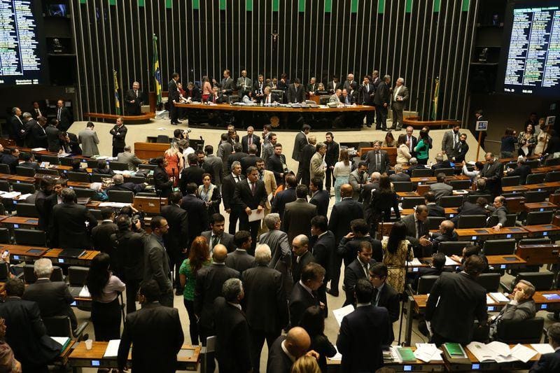 No Congresso Nacional, o número de parlamentares homens é superior ao das mulheres