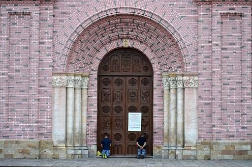 Basílica do Senhor dos Milagres, na Colômbia, de portas fechadas por causa do novo coronavírus