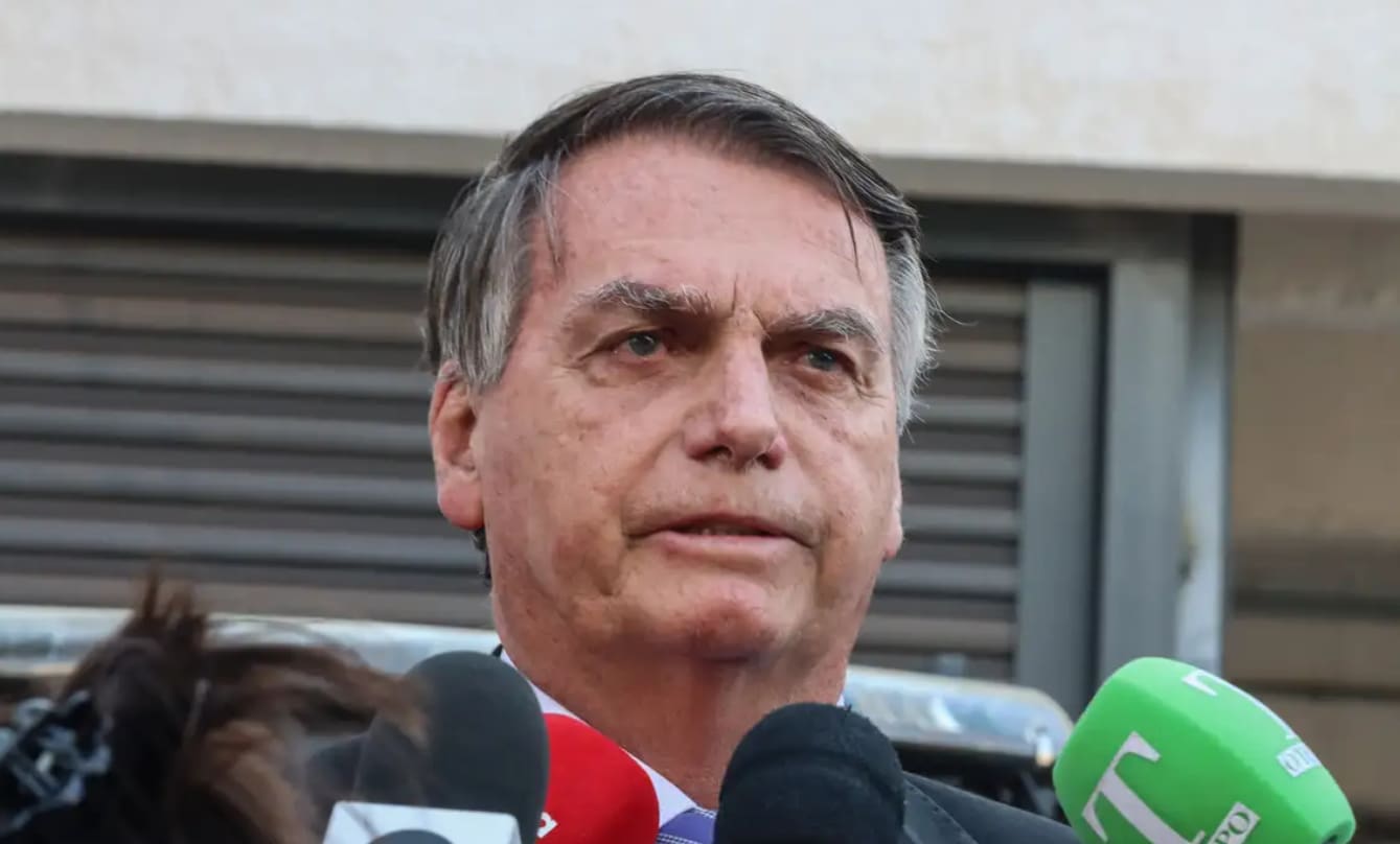Na imagem, o ex-presidente Jair Bolsonaro (PL)