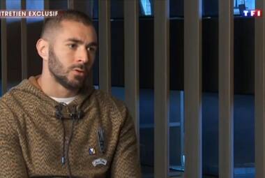 Benzema é acusado  de ter chantageado Valbuena após o surgimento de um vídeo com conteúdo sexual