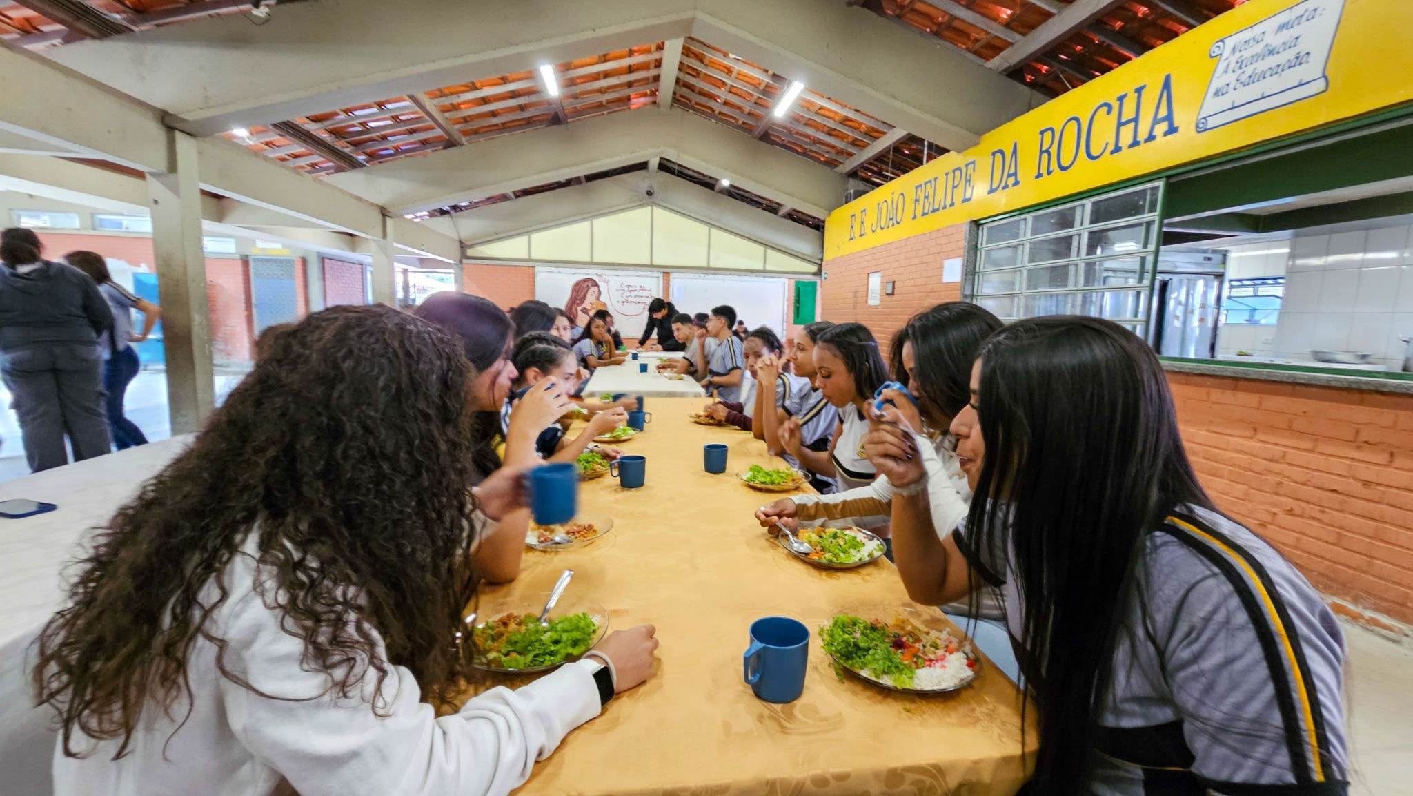 As compras da agricultura familiar no ano passado representaram 37% de tudo que é oferecido para a alimentação dos alunos mineiros
