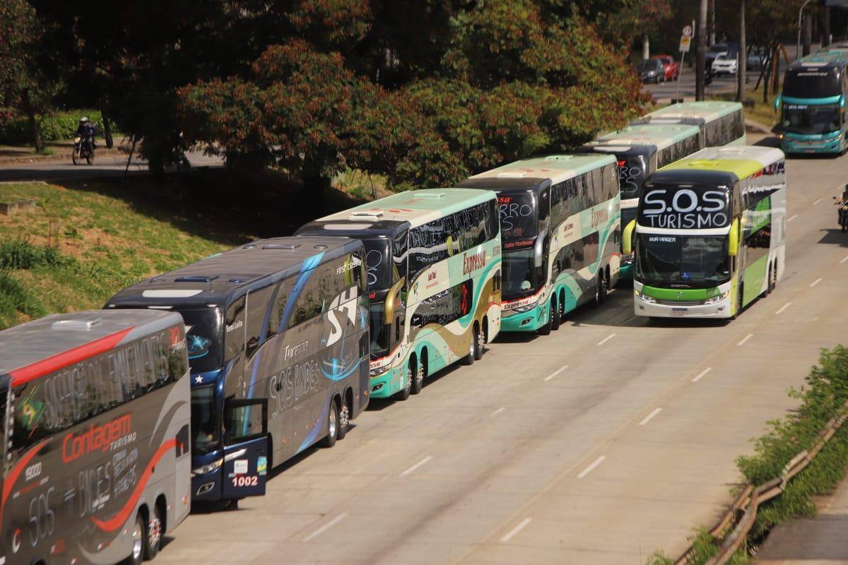 Segundo os manifestantes, cerca de 100 ônibus participaram do protesto. Ainda conforme a organização do manifesto não houve lentidão no trânsito, nem confusão ou fechamento de vias.