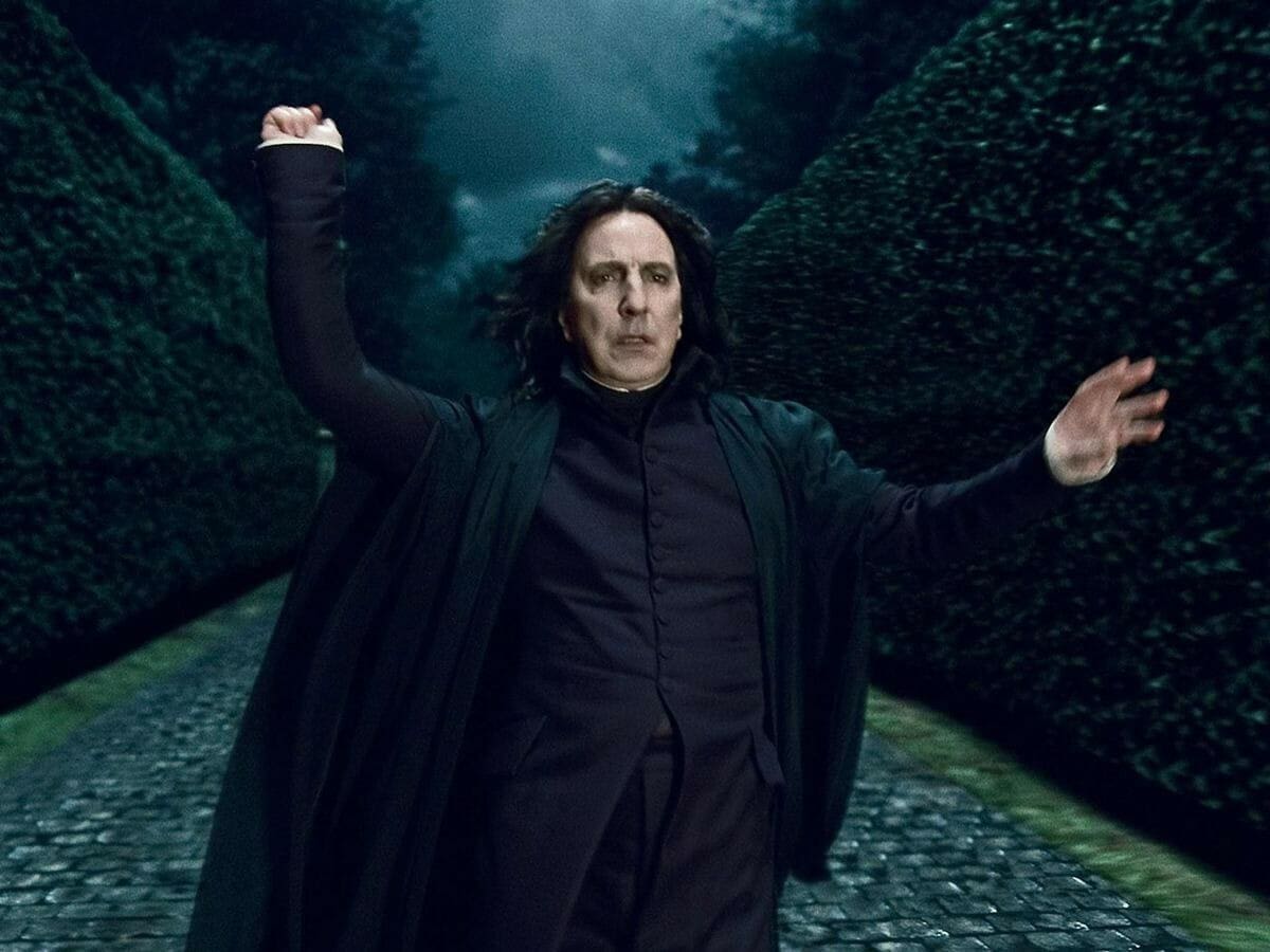 Originalmente, Snape foi interpretado pelo falecido ator Alan Rickman
