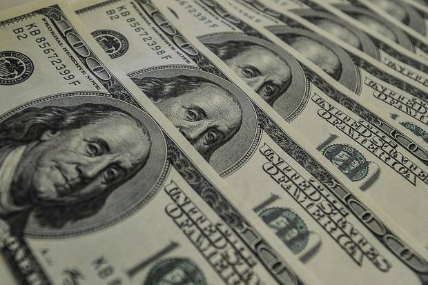 Dólar alcançou na semana o valor mais baixo em mais de um ano