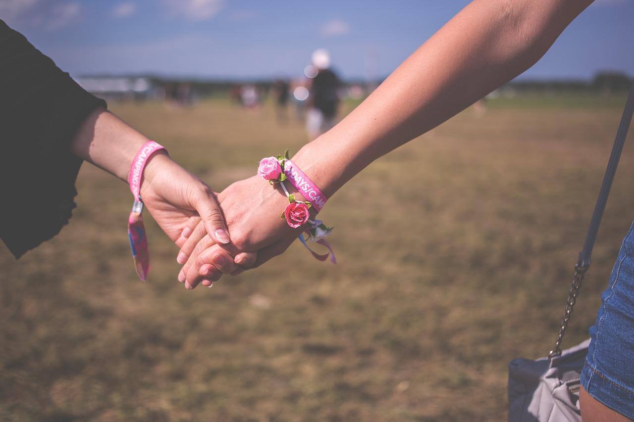 Bissexualidade vai além das generalizações