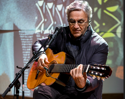 O músico Caetano Veloso