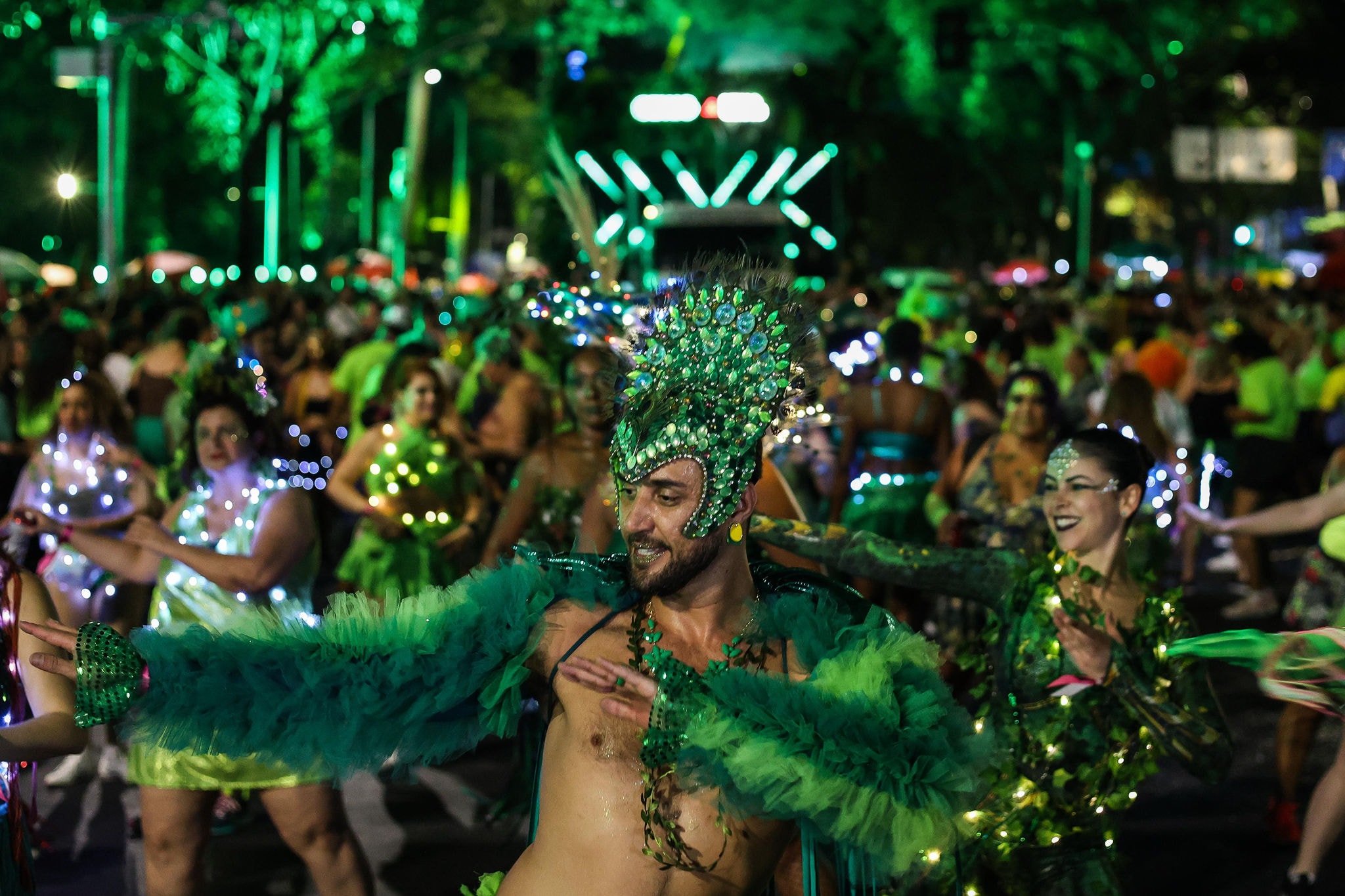 Chama o Síndico arrasta multidão no centro de BH
