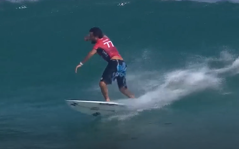 Filipe Toledo na etapa WSL de Saquarema (reprodução WSL)