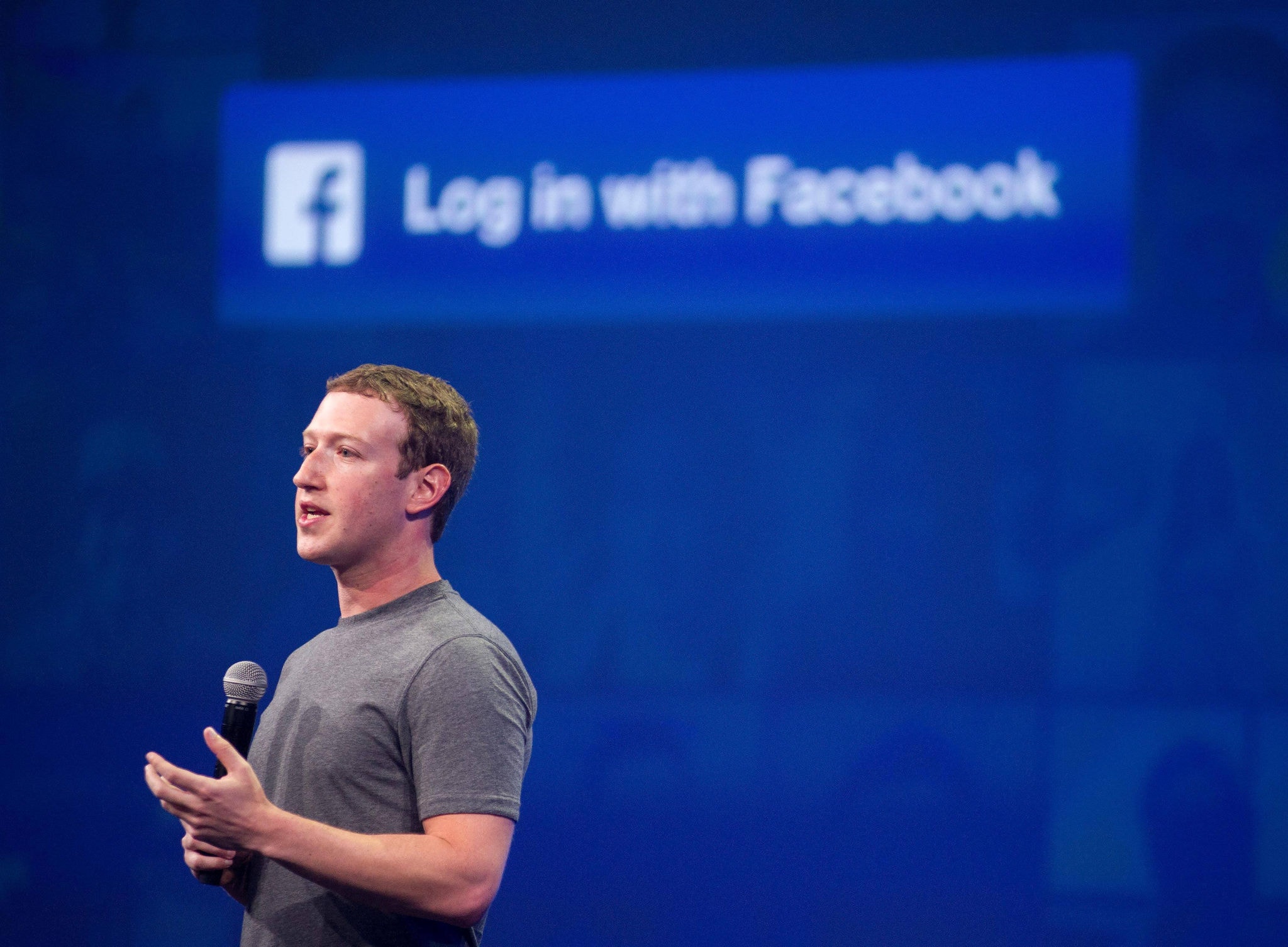 O CEO do grupo, Mark Zuckerberg, assumiu a responsabilidade pelas demissões em uma mensagem aos funcionários