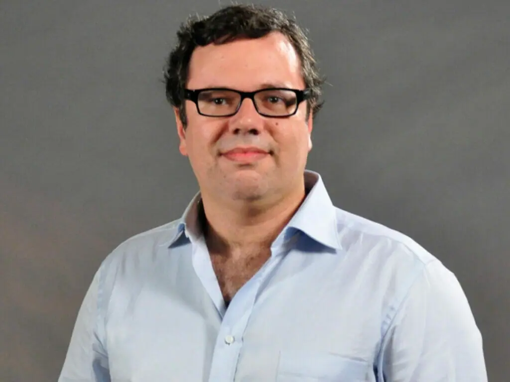 João Emanuel Carneiro